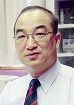 施敏文博士 (Dr Paul Sze)