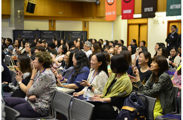 Teachers participated in the activities with great interest.