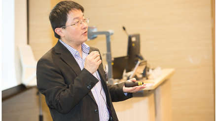香港大學電子學習發展實驗室總監霍偉楝博士