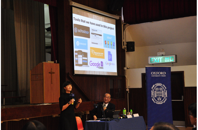 Dr Sze and Ms Jenny Leung sharing their flipped approach to teaching writing