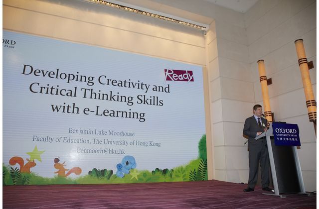 Mr Benjamin Moorhouse, Lecturer from the Division of English Language Education of the University of Hong Kong, sharing with teachers how to develop creativity and critical thinking skills with e-learning.
