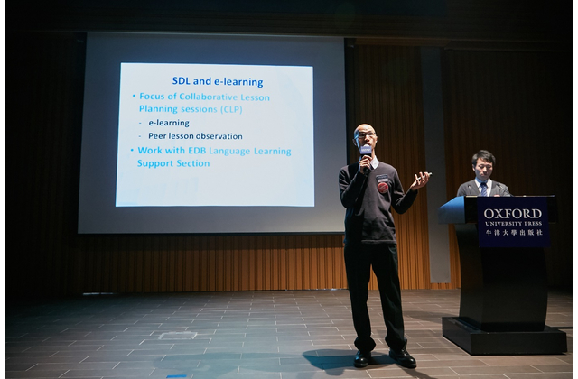 Mr John Man explaining to the audience how SDL makes learning more motivating for students